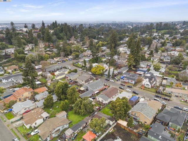 Image 44 of 45 For 3932 Gardenia Pl