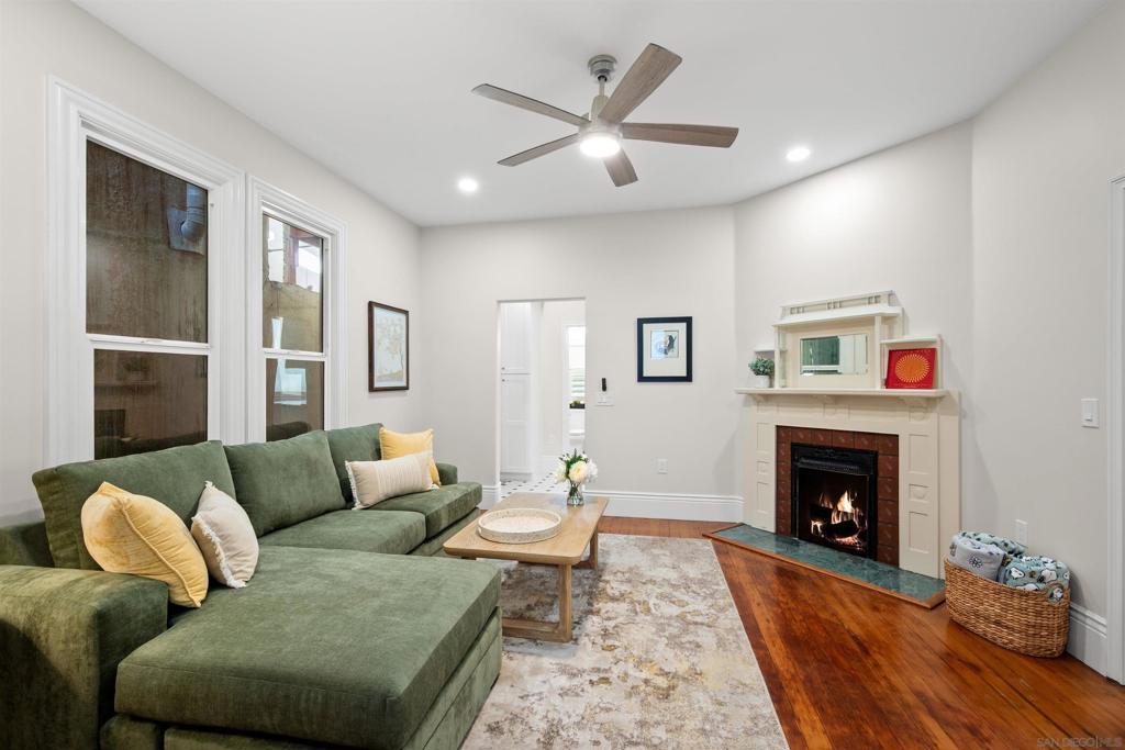 2251 Brant Street - photo 2
