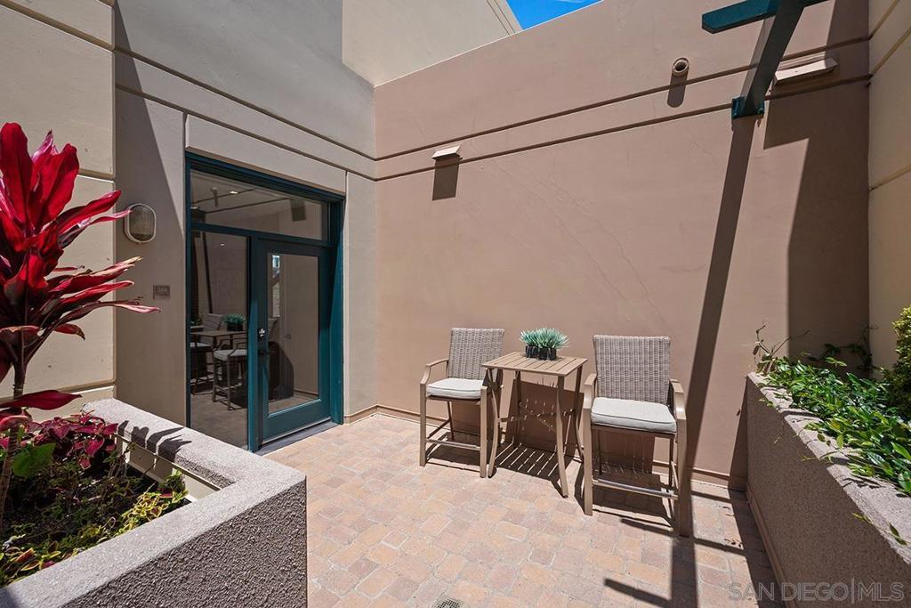 555 Front Street - photo 19