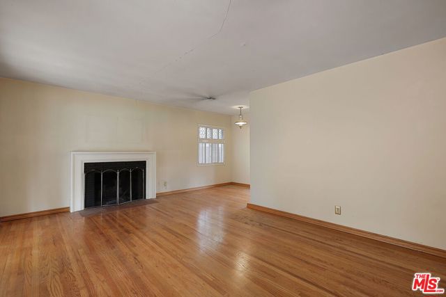 7001 Bianca Avenue photo 7