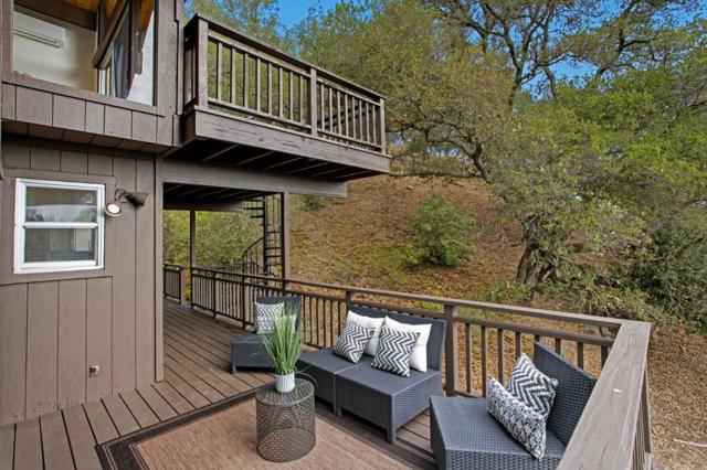 435 Golden Oak Drive, Portola Valley CA: https://media.crmls.org/mediaz/262e2623-2006-40a9-8bf0-136334ee933c.jpg