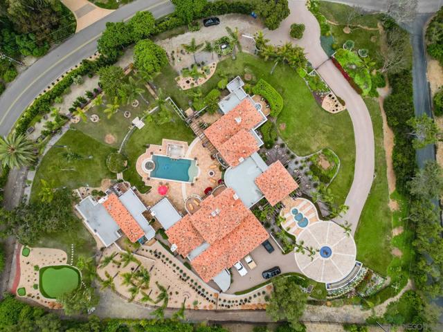 16756 Los Morros, Rancho Santa Fe, California 92067, 7 Bedrooms Bedrooms, ,8 BathroomsBathrooms,Single Family Residence,For Sale,Los Morros,240008961SD