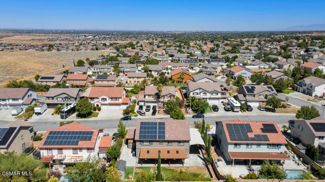 42333 Highland Court, Lancaster CA: https://media.crmls.org/mediaz/263048eb-437e-4ddf-870e-4cc25ad9f53f.jpg