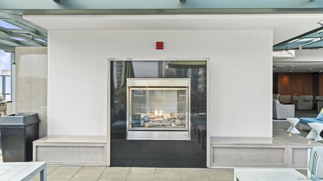 325 7Th Ave, San Diego CA: https://media.crmls.org/mediaz/26309b0d-2c03-48ff-8a05-6700aecdfac0.jpg