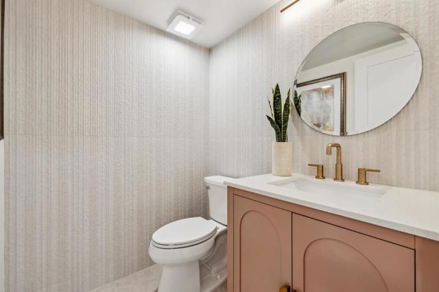3706 Laurel Way, Redwood City CA: https://media.crmls.org/mediaz/263120b7-3678-46a4-9fab-94950434ec7a.jpg