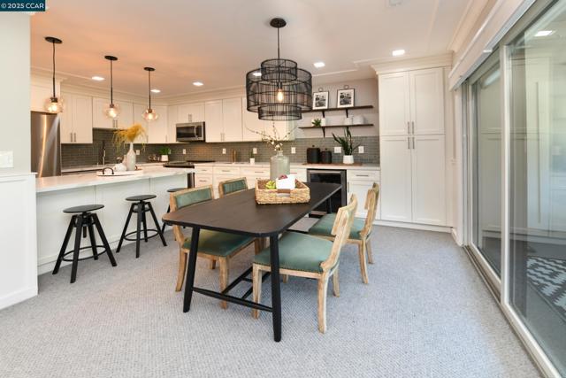 1345 Singingwood Ct, Walnut Creek CA: https://media.crmls.org/mediaz/26320057-344f-4615-9d4e-1a444d0970f1.jpg