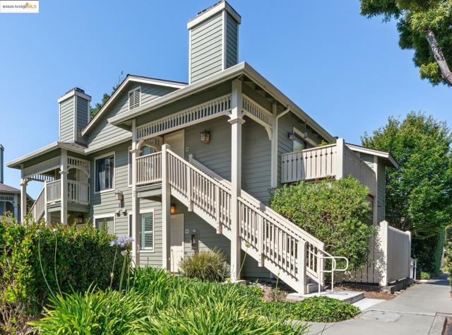63 Lakeshore Ct, Richmond CA: https://media.crmls.org/mediaz/2633cbcb-2143-409e-89b3-4cedf80f9aea.jpg