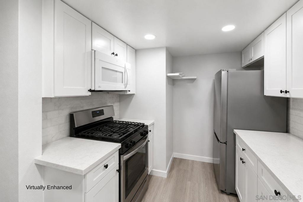 9895 Scripps Westview Way - photo 11