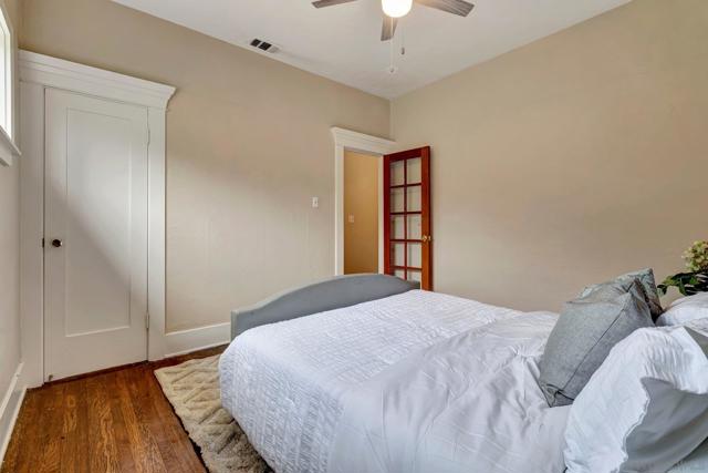 4232 Arden Way, San Diego CA: https://media.crmls.org/mediaz/2634d8a6-81db-4307-a812-d9ee135d807d.jpg