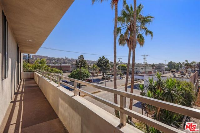 Drew Fenton | 15480 Antioch Street Pacific Palisades CA | MLS: 7345301