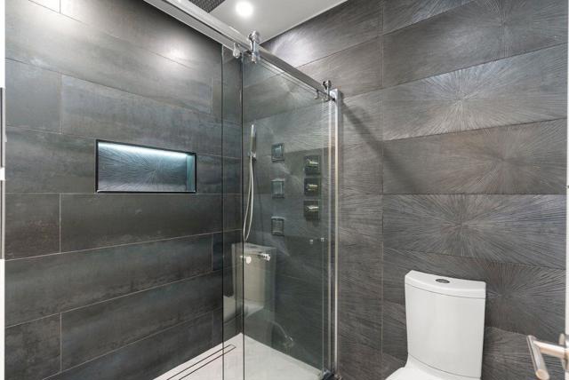 5239 Leesa Ann Court, San Jose CA: https://media.crmls.org/mediaz/26359539-fbe9-4c17-96a8-873df2e2354d.jpg