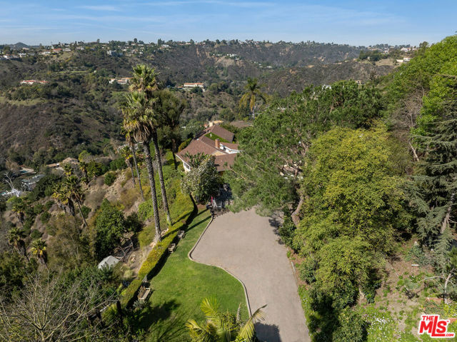 1037 Bel Air Court, Los Angeles, California 90077, 4 Bedrooms Bedrooms, ,6 BathroomsBathrooms,Single Family Residence,For Sale,Bel Air,25496897