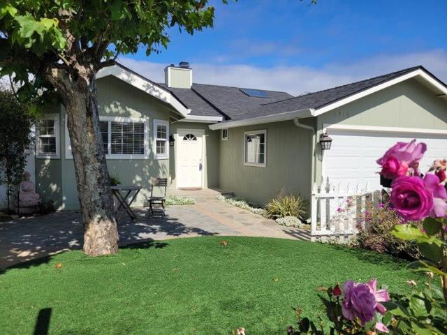 1713 Goodwin Street, Seaside CA: https://media.crmls.org/mediaz/26360ea4-96e2-4cf0-8900-1045fd10e04d.jpg