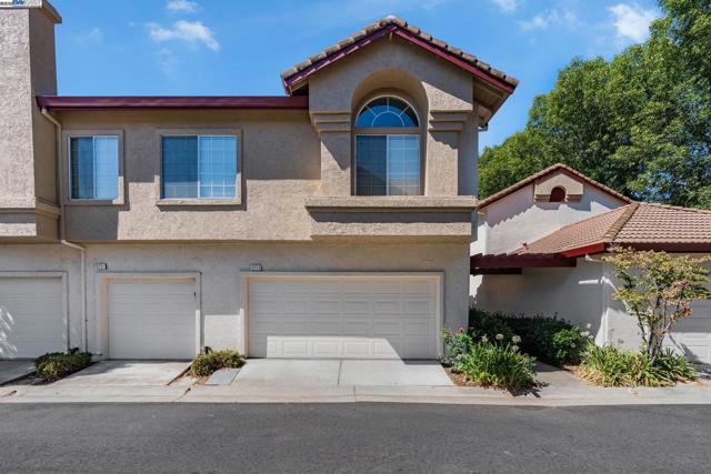 3253 Verde Ct, Pleasanton CA: https://media.crmls.org/mediaz/2636338a-6730-4d95-a541-173b2fbb951d.jpg