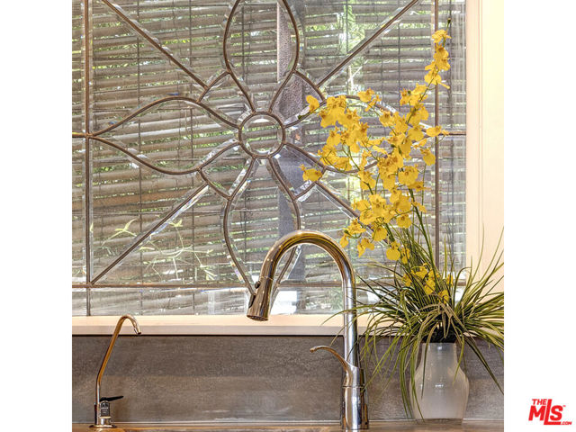 Image 16 of 37 For 111 Dudley Avenue