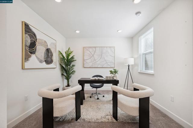 92 Zenith Cmn, Fremont CA: https://media.crmls.org/mediaz/263700f3-6f33-40ea-98fb-3cd237002cbf.jpg