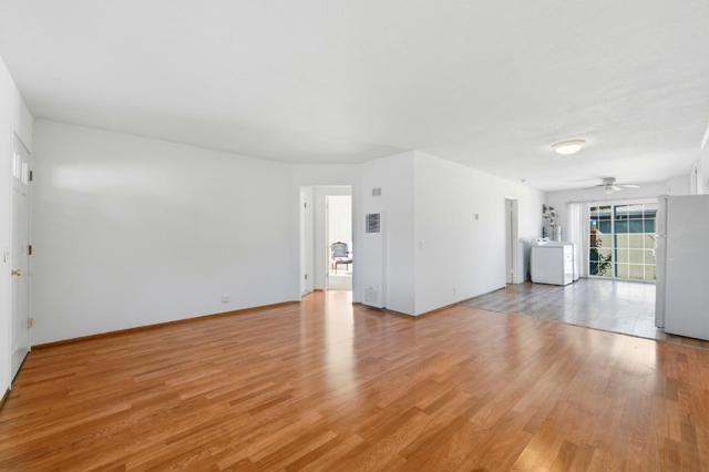 603 Warrington Avenue, Redwood City CA: https://media.crmls.org/mediaz/26374d5a-7198-44e3-afb0-fd578773ae34.jpg