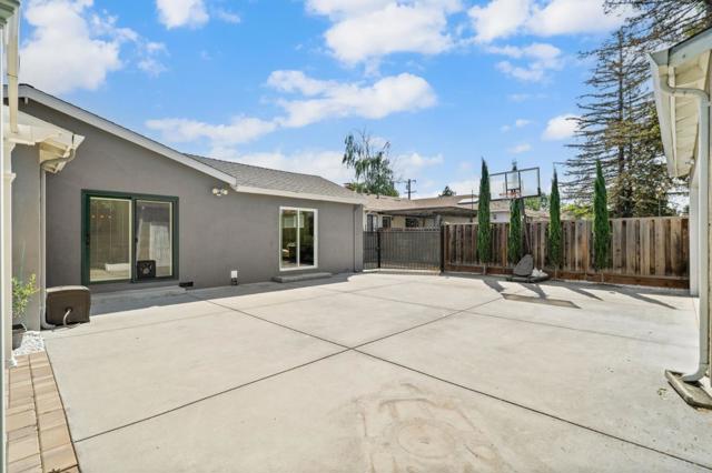 1173 Shamrock Drive, Campbell CA: https://media.crmls.org/mediaz/263755c4-4bee-4b3a-b1b3-29ed4a591bc5.jpg