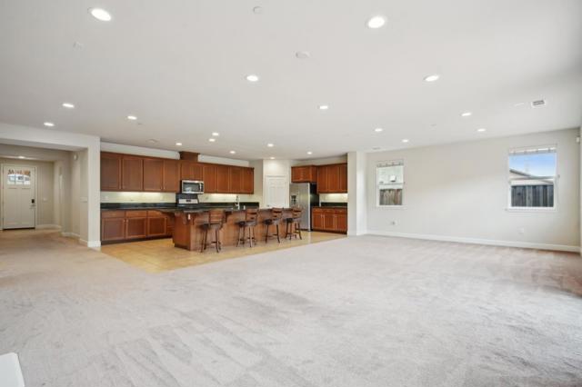 5476 Pinnacle View Way, Antioch CA: https://media.crmls.org/mediaz/26379c24-57ce-47a8-be3d-7ff495d90570.jpg