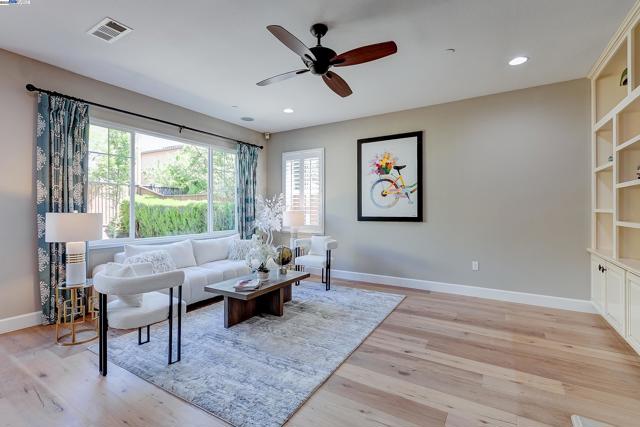 3956 JORDAN RANCH DR, Dublin CA: https://media.crmls.org/mediaz/26394aca-1a26-459d-8476-8fe033866027.jpg