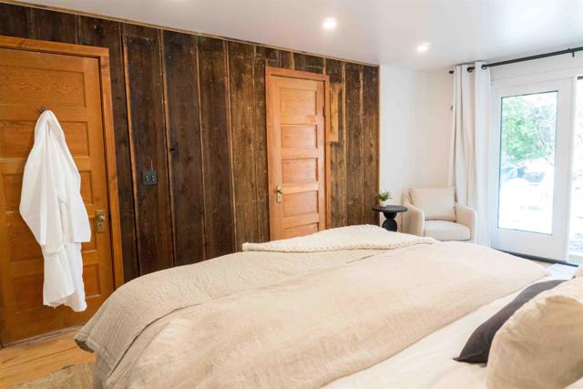 25860 Oakwood Street, Idyllwild CA: https://media.crmls.org/mediaz/2639f4ba-8487-4de4-8e09-1ba6ed49b79b.jpg