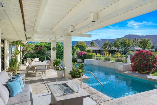 23 Park Lane, Rancho Mirage CA: https://media.crmls.org/mediaz/263d1401-43a8-4e37-a724-8c1cc4816644.jpg