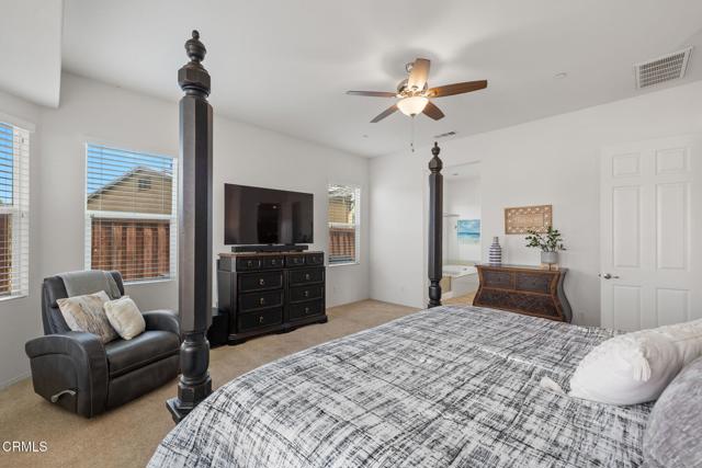 Detail Gallery Image 32 of 53 For 9700 Kingsport Pl, Bakersfield,  CA 93306 - 2 Beds | 2/1 Baths