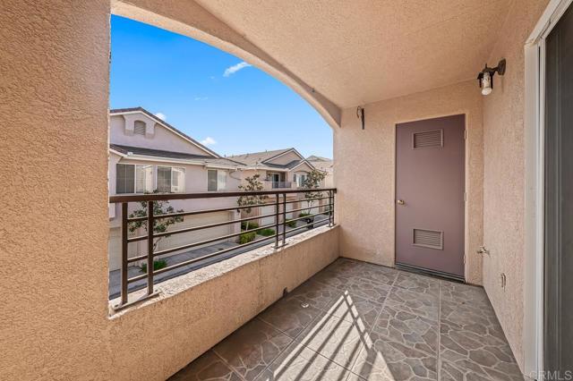1259 El Cortez Court, Chula Vista CA: https://media.crmls.org/mediaz/263fc909-0be6-4111-97c2-e872d0eeaad5.jpg