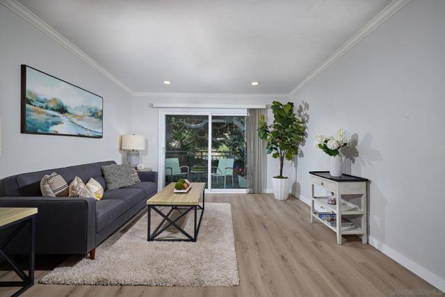 800 Encinitas Blvd, Encinitas CA: https://media.crmls.org/mediaz/26402cdb-cbd9-4ab9-b60c-1af8e9c34fa6.jpg