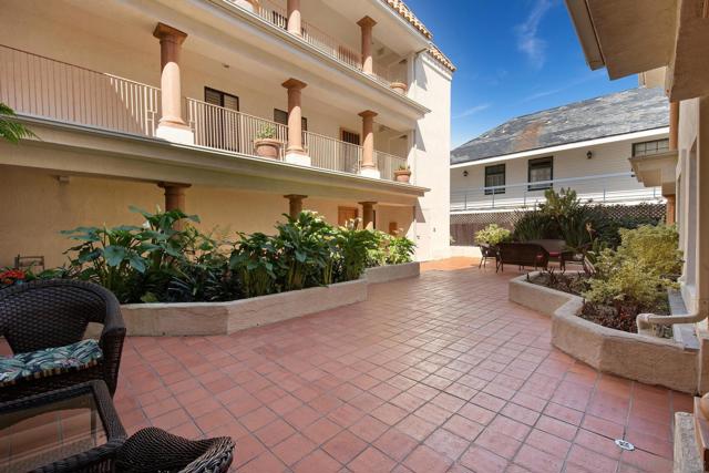 7560 Eads Ave, La Jolla CA: https://media.crmls.org/mediaz/26405d4f-fe3e-4308-8815-ff54d16b19b0.jpg