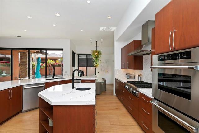 79965 Del Sol A Sol, La Quinta CA: https://media.crmls.org/mediaz/2640b539-4e17-467c-8604-a8da7ca6eb5a.jpg
