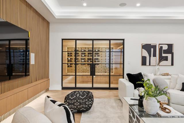 265 Coleridge Ave, Palo Alto CA: https://media.crmls.org/mediaz/2641bd06-fad2-4559-be57-b3c4299ed6b1.jpg
