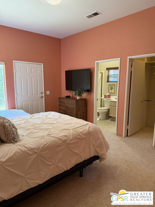 154 Kavenish Drive, Rancho Mirage CA: https://media.crmls.org/mediaz/2643aed9-6777-4b35-9f6a-46429b4cb1fa.jpg