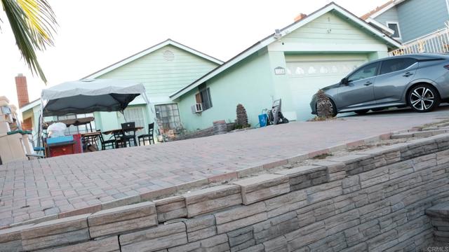 124 Palawan Way, San Diego CA: https://media.crmls.org/mediaz/26454a57-f226-4d89-b390-8c994e58c2a6.jpg