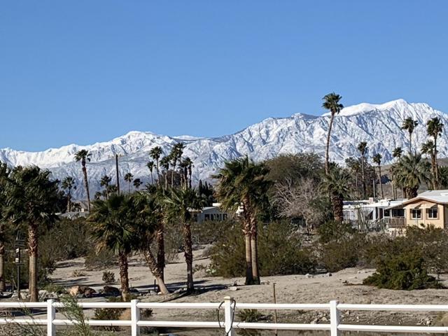 74711 Dillon Road, Desert Hot Springs CA: https://media.crmls.org/mediaz/264655e5-5197-4043-af32-08bf7c46df8a.jpg