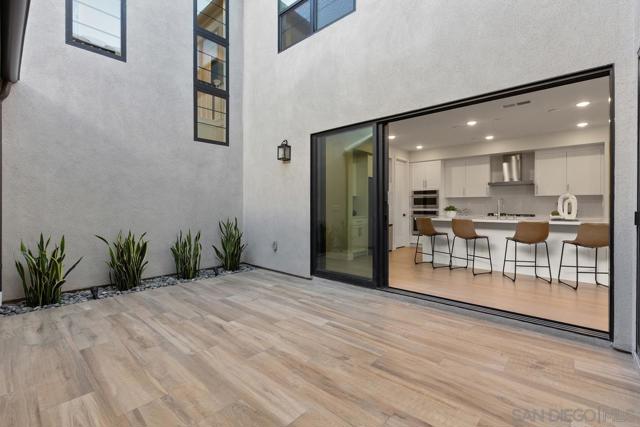 Image 30 of 43 For 6418 Fischer Way