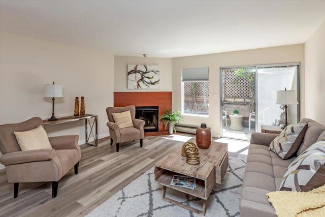 165 E Okeefe Street, Menlo Park CA: https://media.crmls.org/mediaz/26471229-458c-4252-9720-77ec82cbe925.jpg