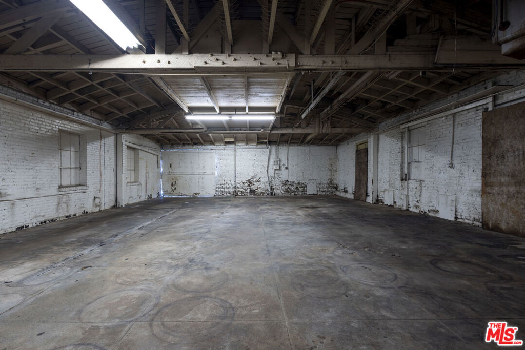 MLS #26757795 image #37
