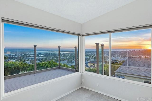 Detail Gallery Image 17 of 70 For 3539 Mount Laurence Dr, San Diego,  CA 92117 - 4 Beds | 3 Baths