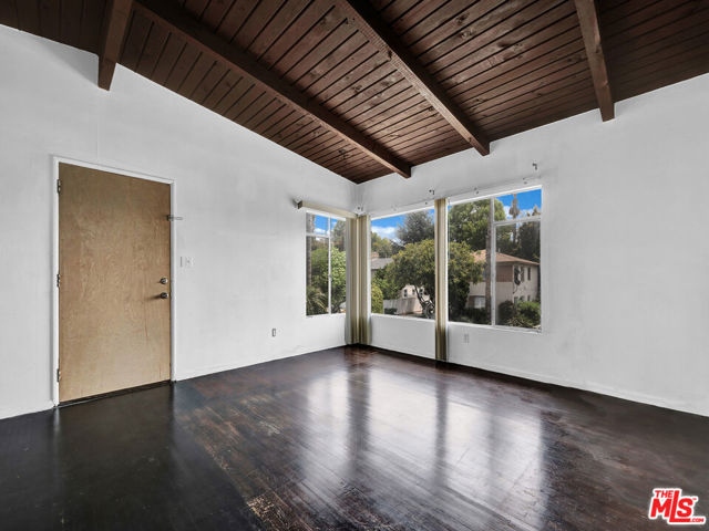 5401 Thornburn Street, Los Angeles CA: https://media.crmls.org/mediaz/26491555-eb42-41ee-acde-cd1da809f5c4.jpg