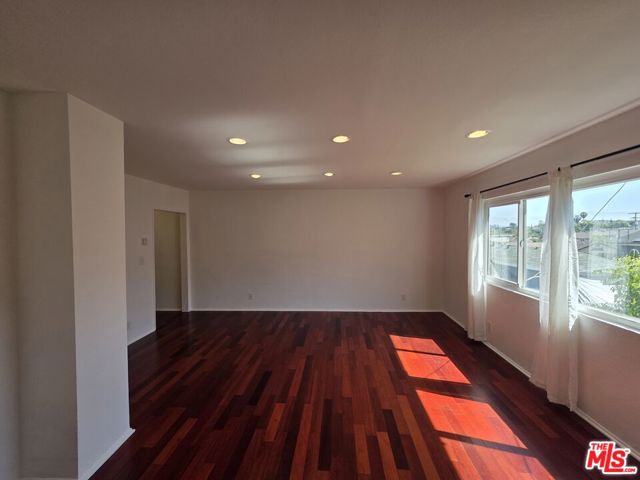 4822 Mascot Street, Los Angeles CA: https://media.crmls.org/mediaz/26493288-6517-4fe3-b73a-defc8b8c2d29.jpg