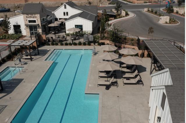 Detail Gallery Image 10 of 13 For 1770 Camino Strava #1,  Chula Vista,  CA 91913 - 2 Beds | 2 Baths