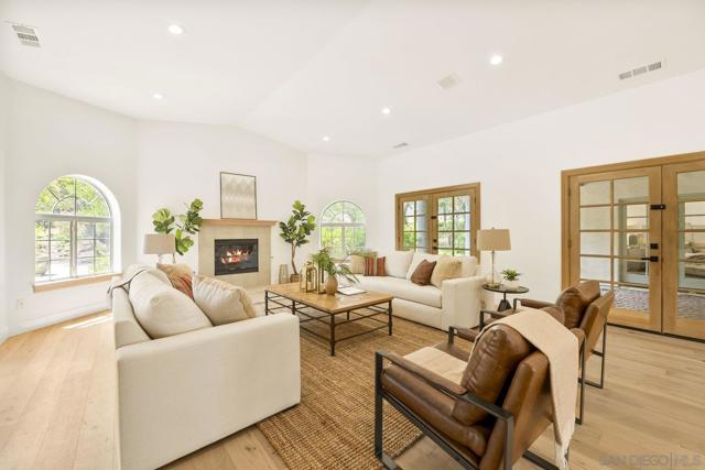 17601 Valle Verde, Poway CA: https://media.crmls.org/mediaz/26496e21-a5d3-4a61-b999-b5abdd551a3c.jpg
