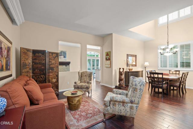 985 Corte Augusta, Camarillo CA: https://media.crmls.org/mediaz/2649909c-89de-4ad8-90ce-d3a8bfe568be.jpg