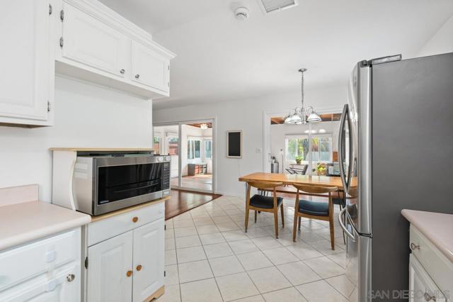 2170 Montclair St, San Diego CA: https://media.crmls.org/mediaz/264a961b-b400-4be0-b356-1ce2eae03469.jpg