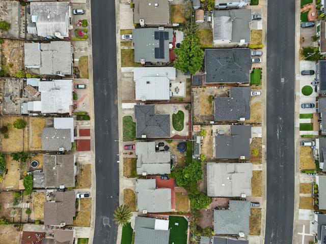 328 Heather Way, South San Francisco CA: https://media.crmls.org/mediaz/264b5c6d-a690-4643-b13f-08342903afeb.jpg