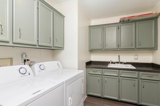 73450 Country Club, Palm Desert CA: https://media.crmls.org/mediaz/264dac06-d6a0-422e-9ae8-3b795a302794.jpg