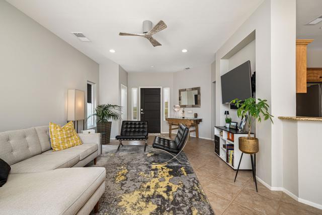 78902 Chardonnay Way, Palm Desert CA: https://media.crmls.org/mediaz/264e6b82-0cab-4337-addd-707ea148f2b3.jpg