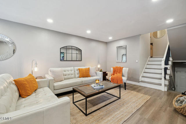 Detail Gallery Image 9 of 33 For 1302 Alessandro Dr, Newbury Park,  CA 91320 - 3 Beds | 2 Baths