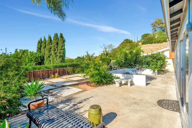5424 PRINCESS VIEW PL, San Diego CA: https://media.crmls.org/mediaz/264e96ab-83f5-4f21-97c4-939b087ac3a2.jpg